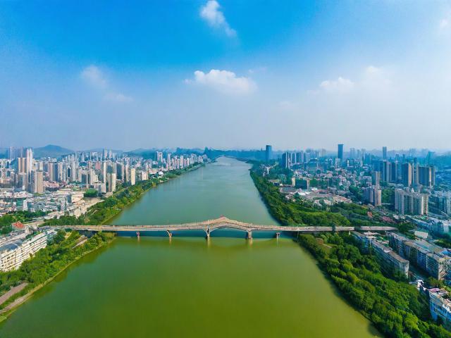 晋江游玩攻略，有哪些必去景点和美食推荐？