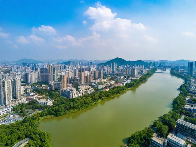 晋江游玩攻略,有哪些必去景点和美食推荐?
