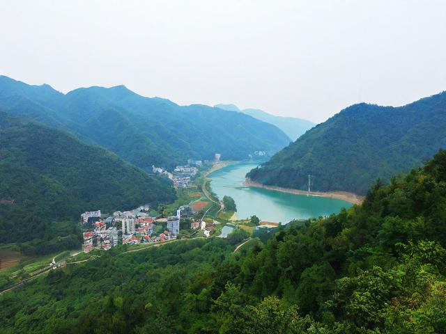 四川万源有哪些值得一去的旅游景点？