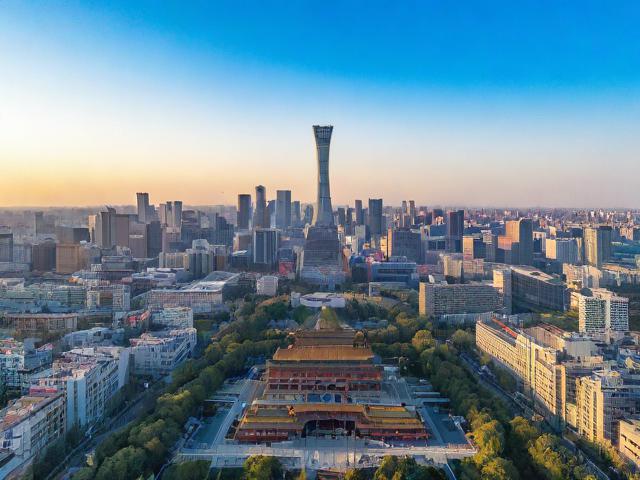 济南城市中著名的旅游景点是什么
