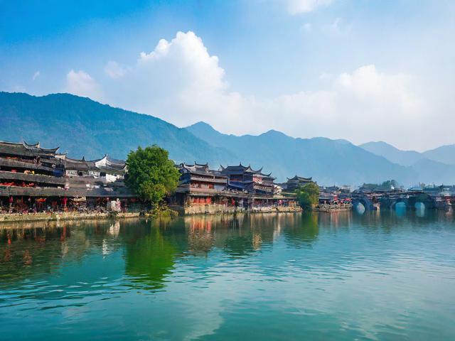 建水有哪些必游的旅游景点?