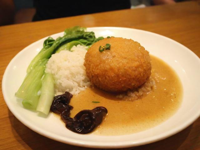 新加坡美食攻略,新加坡美食攻略,探索狮城的独特风味有哪些?