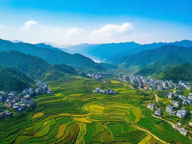 峨山县有哪些不可错过的旅游景点？