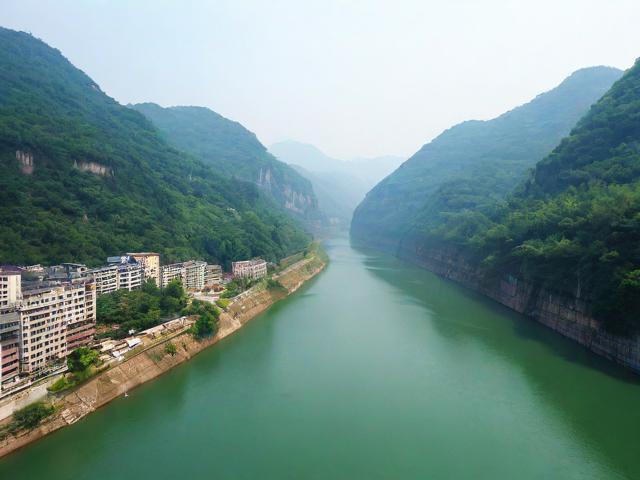 北碚旅游攻略,有哪些必去景点和美食推荐?