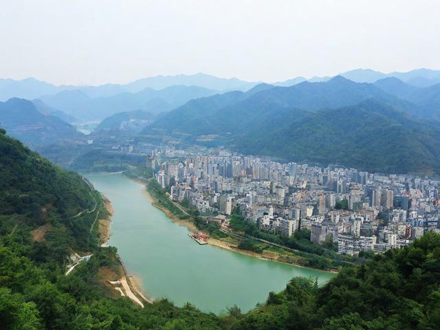 陕西汉中略阳有哪些值得一游的景点?,略阳旅游景点推荐,汉中略阳必去的地方有哪些?