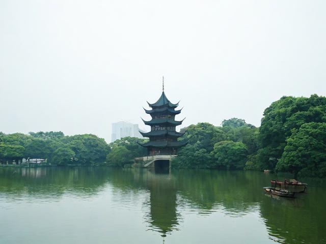 杭州一日游,哪些景点必去?