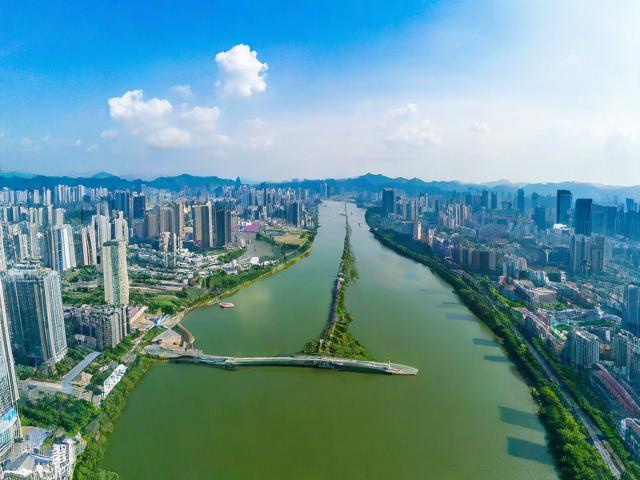 清远旅游攻略中有哪些独特景点和美食推荐?