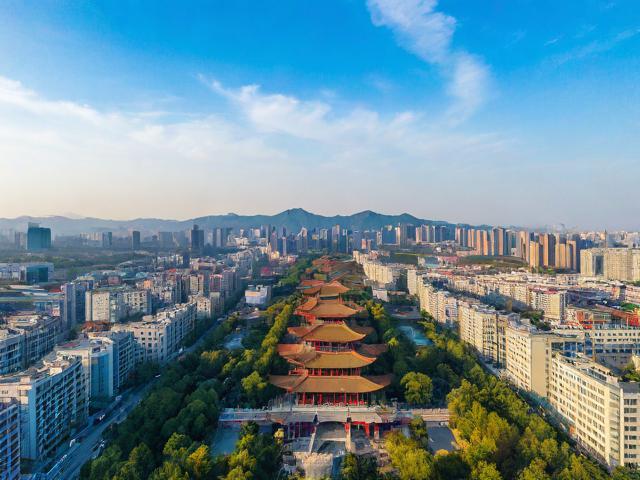 鞍山八家子附近有哪些旅游景点?