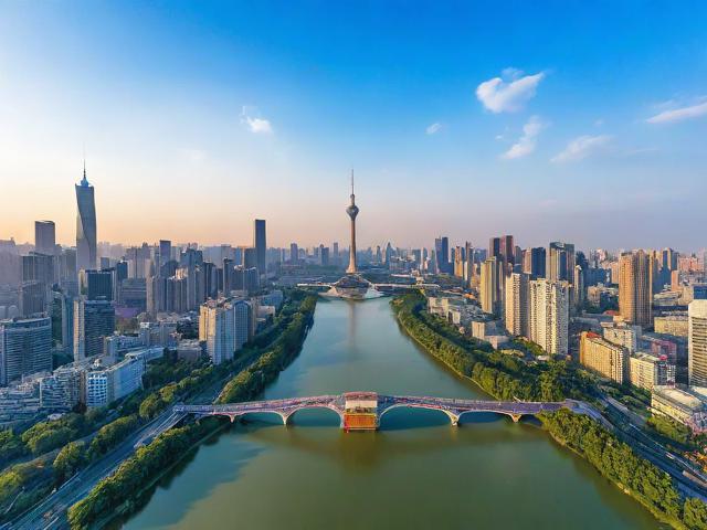 南京旅游攻略大全包含哪些必去景点和实用建议？