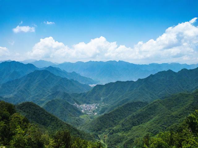 哀牢山为何不开发旅游？