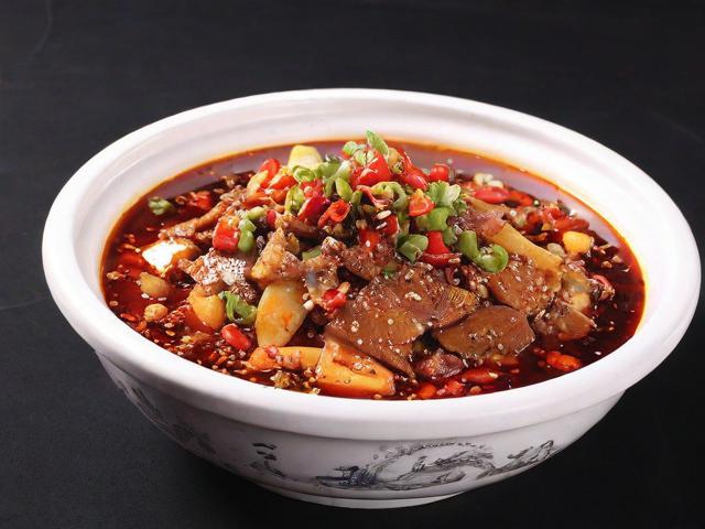 湖北省有哪些值得一游的旅游景点和必尝的特色美食?