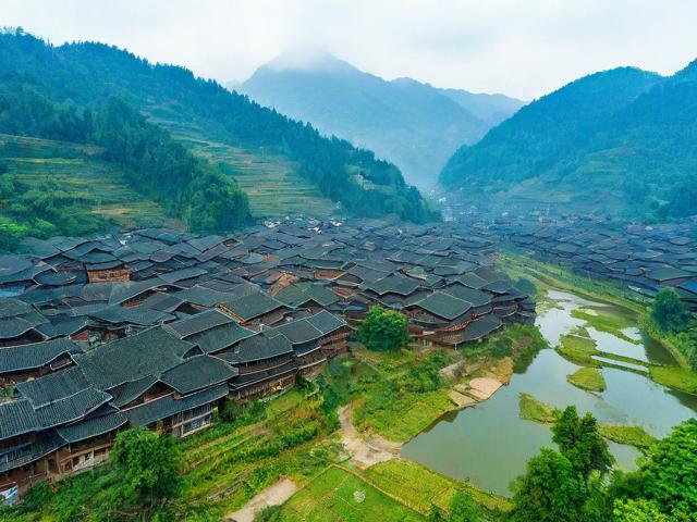 贵州黔东南旅游景点,贵州黔东南有哪些值得一游的旅游景点?