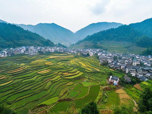 于都红峰村的旅游景点在什么地方?