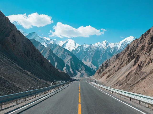 独库公路自驾游攻略,有哪些不容错过的景点和注意事项?