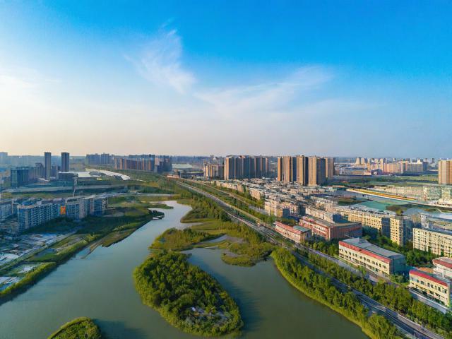 盘锦攻略,探索这座城市有哪些不容错过的景点与美食?