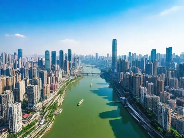 重庆5月旅游攻略,有哪些必游景点和特色美食?