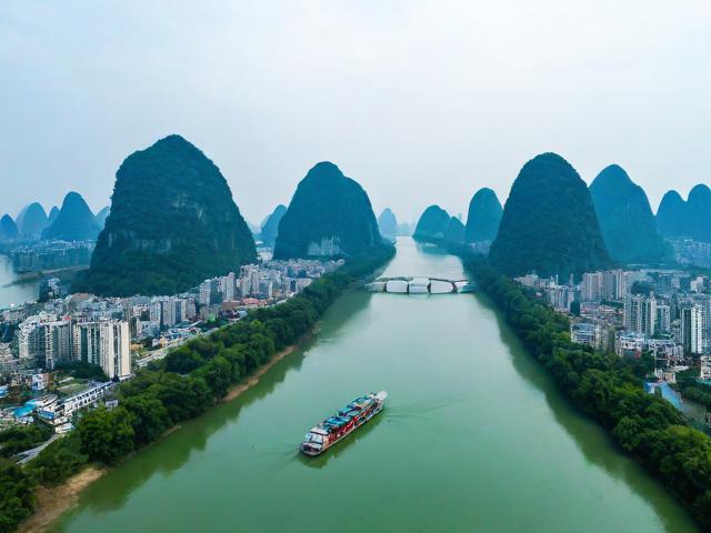 河池旅游攻略，有哪些必去景点和美食推荐？