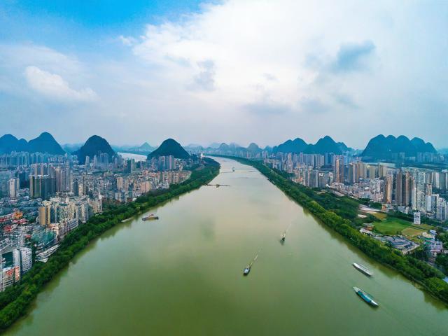 河池旅游攻略,有哪些必去景点和美食推荐?