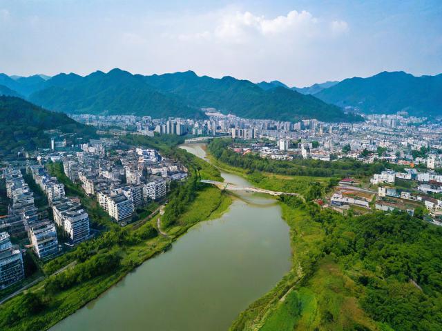 宁国旅游攻略，有哪些不容错过的景点和美食？