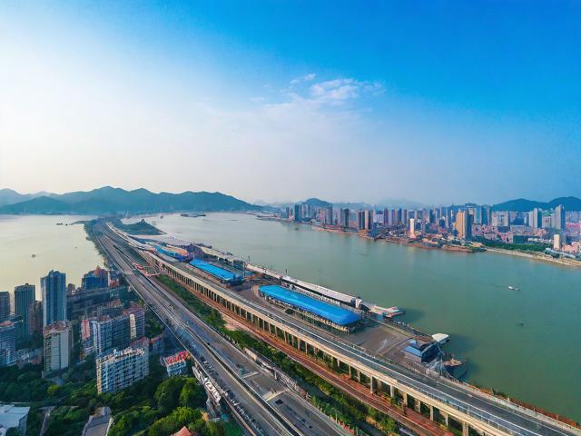 南京到靖江坐汽车要多久?