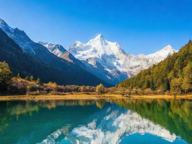 12月份旅游最佳地方推荐(四川12月份旅游最佳地方推荐)