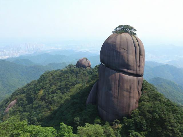 江西龟峰山风景区有哪些必玩景点?