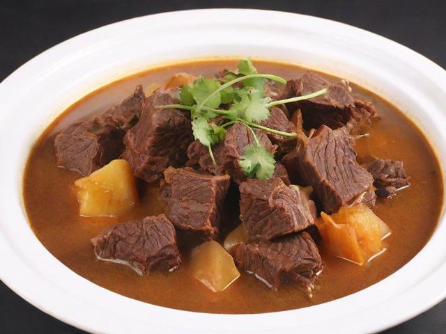 炖牛肉的最佳时间是多久?不同部位炖煮时间详解