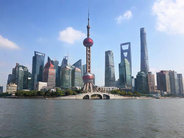 上海杭州旅游攻略,有哪些必去景点和美食推荐?