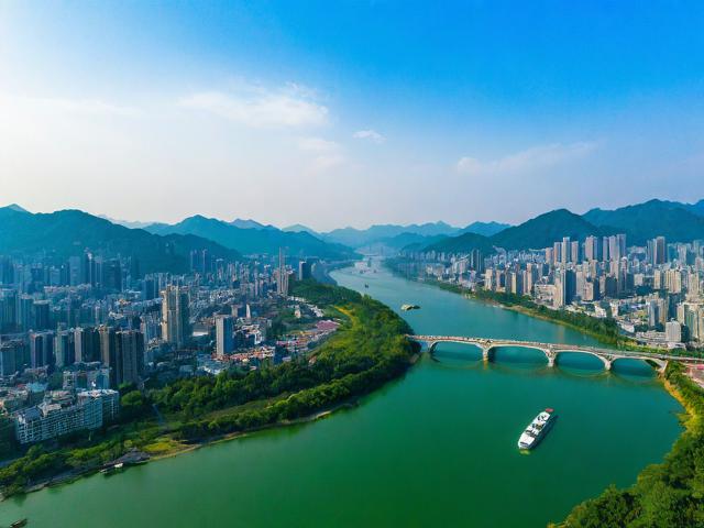 九江旅游攻略,有哪些必去景点和特色美食?