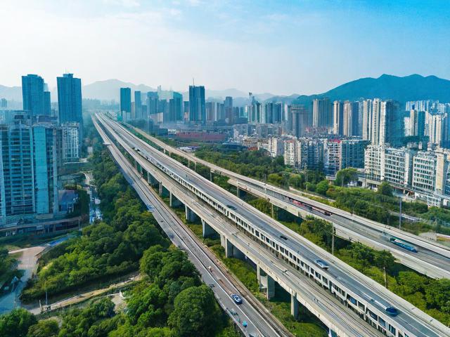 韶关23路公交车发车间隔时间是多久？