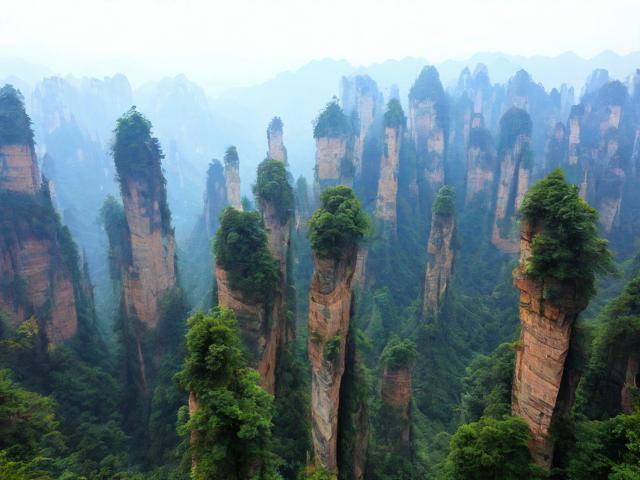 到张家界旅游攻略,这份攻略里有哪些独特景点推荐?