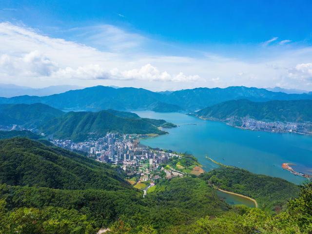 文山旅游攻略,有哪些必去景点和特色美食?