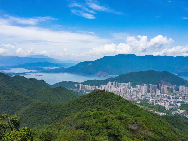 文山旅游攻略,有哪些必去景点和特色美食?