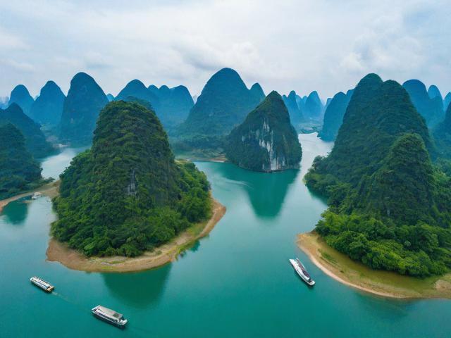 百色旅游攻略,有哪些不容错过的景点和美食?