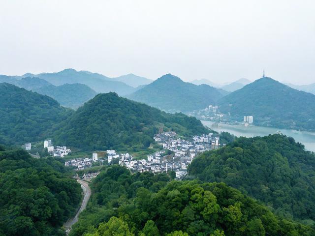 杭州到嵊州需要多久?交通方式及时间全解析