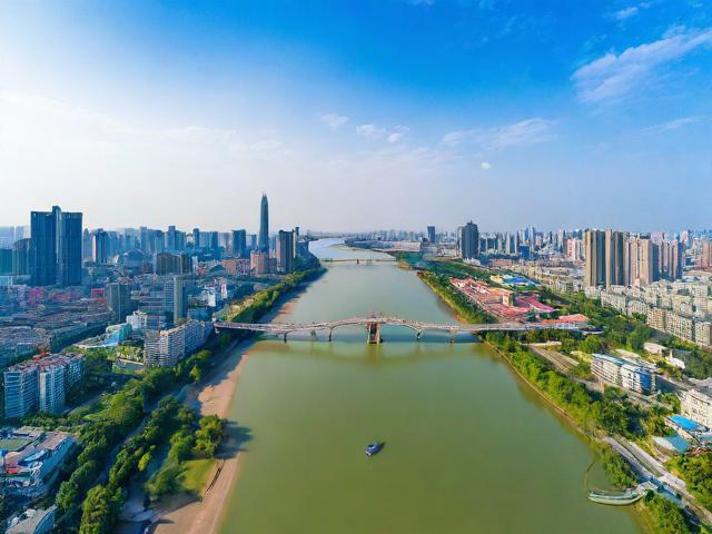 东兴市旅游攻略,有哪些不容错过的景点和美食?