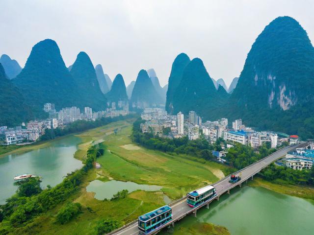 南宁到富川汽车需要多久?
