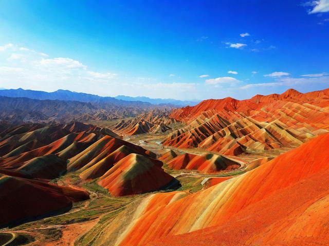 甘肃旅行攻略,探索古丝绸之路的魅力,有哪些必去之地?