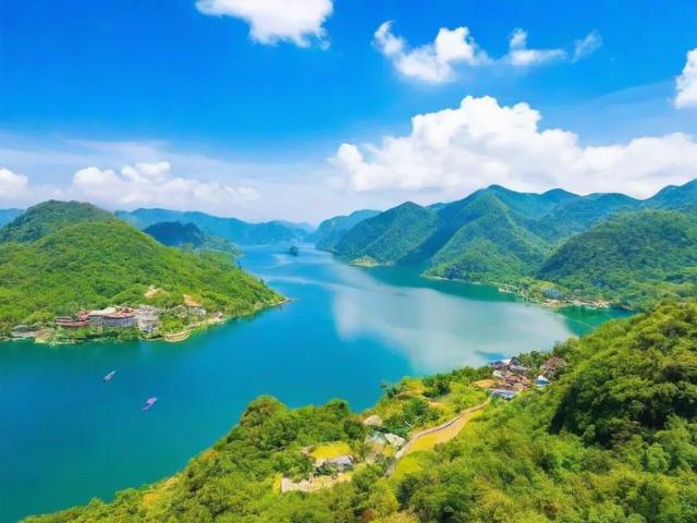 去澳门旅游有哪些不可错过的景点和美食?