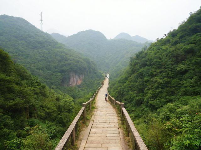 奉化栖霞坑古道有何独特魅力？这份攻略将带你领略其风光，了解游玩要点。