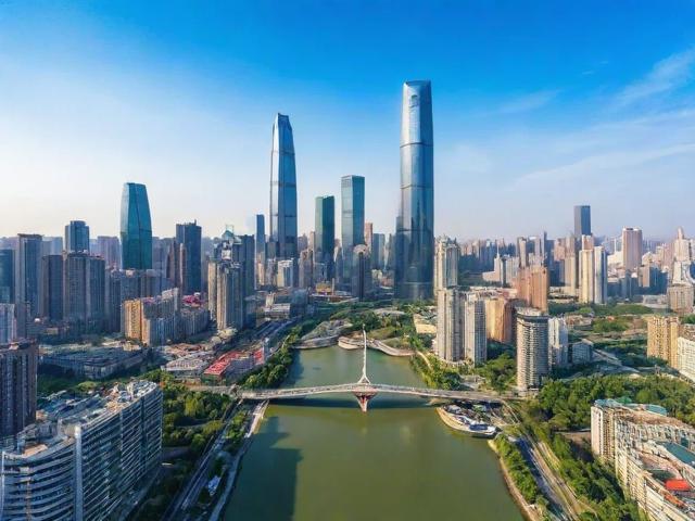 成都市内旅游,有哪些景点是必去的呢?
