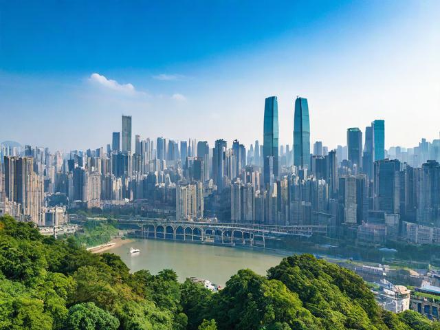 重庆市区旅游攻略,有哪些必去景点和美食推荐?