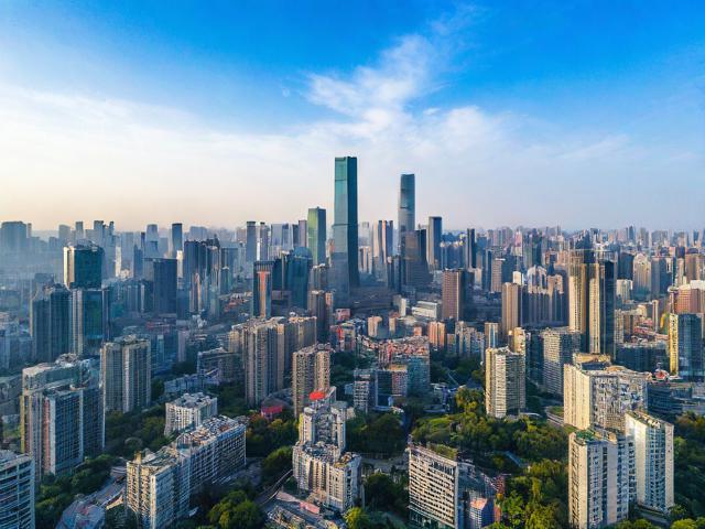 成都详细旅游攻略,有哪些必去景点和美食推荐?