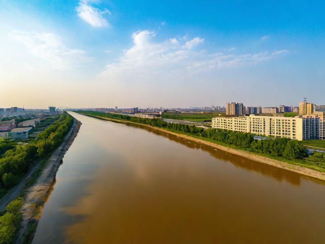 黑河旅游有哪些必去景点和特色美食?