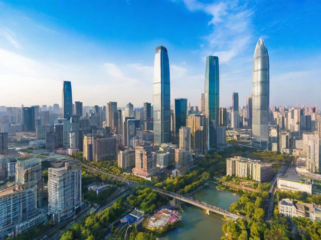 成都市旅游攻略,有哪些不容错过的景点和美食?