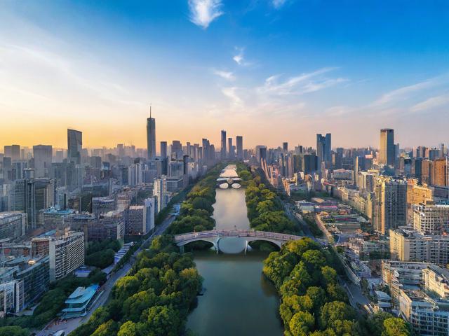 南京游玩攻略路线,有哪些必游景点和最佳行程安排?