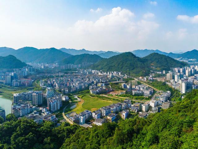 麻城旅游攻略,有哪些必去景点和特色美食?