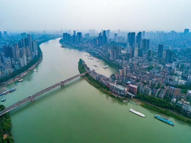 岳阳旅游攻略,有哪些不容错过的景点和美食?