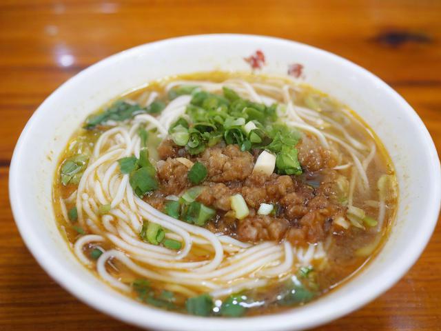 南宁美食攻略,哪些地道美食不容错过?