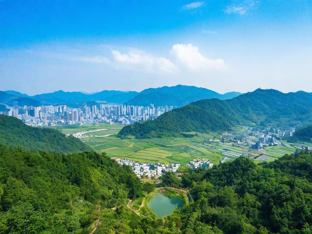 四平 旅游攻略,四平旅游攻略,探索这座东北城市的独特魅力,有哪些必打卡景点?